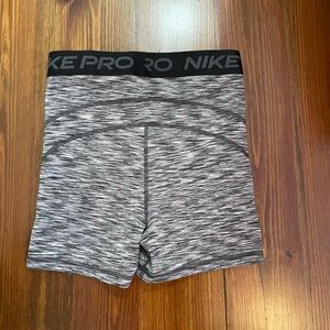 nike pro shorts 3” space dye color